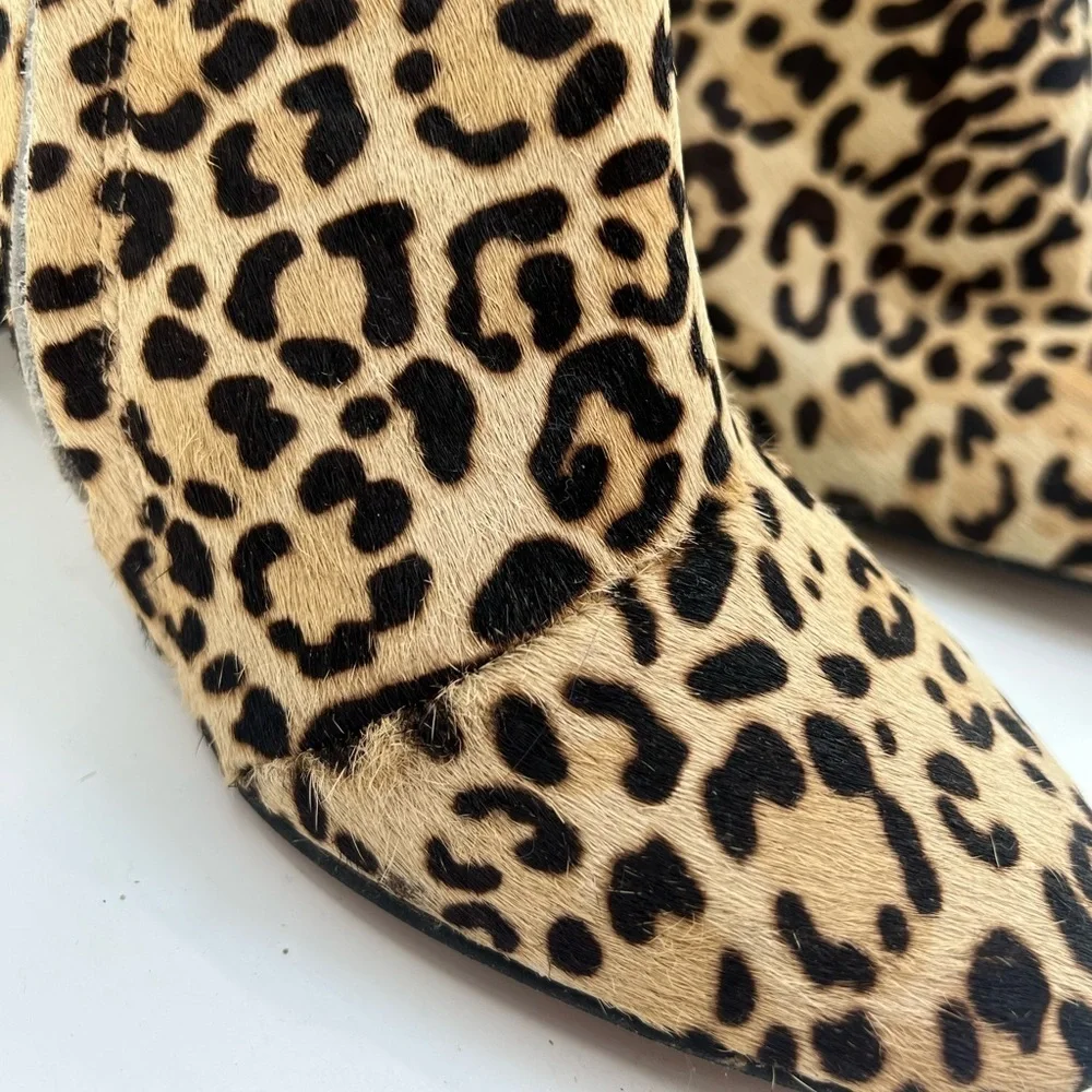 Halogen Alexa leopard print calf hair ankle booties side zip almond toe 7 seven